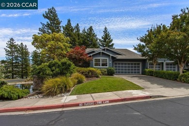 Rare Rossmoor property with a spacious backyard patio - photo 40
