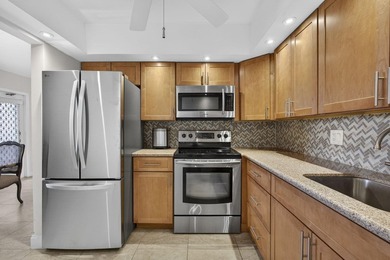 Welcome to this beautifully renovated 2 bed 2 bath spacious - photo 3