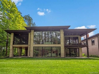 Upper Straits Lake Home Active Under Contract in Orchard Lake Michigan