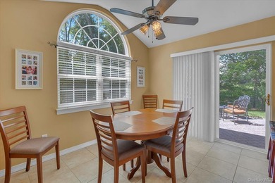 Welcome home to this highly sought-after, beautifully maintained - photo 5