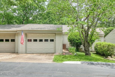 Lake Townhome/Townhouse For Sale in Fairfield Glade, Tennessee