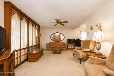 This Ranch home is situated in Westerleigh by manor Rd and - photo 5