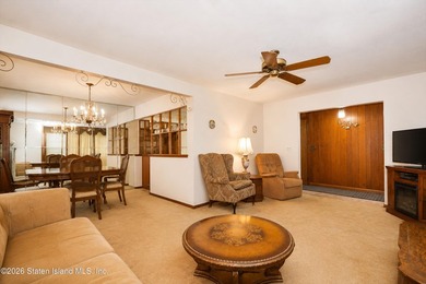 This Ranch home is situated in Westerleigh by manor Rd and - photo 6