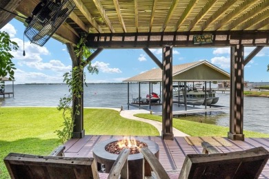 Lake Home For Sale in Tool, Texas