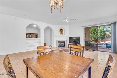 Charming 2 Bedroom, 2 Bath patio home + Den with the added bonus