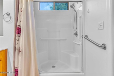 Charming 2 Bedroom, 2 Bath patio home + Den with the added bonus