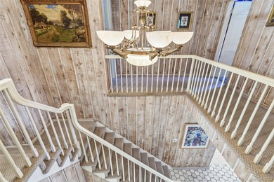 Large Center Hall Colonial in a prime Lawrence location. Set on - photo 30