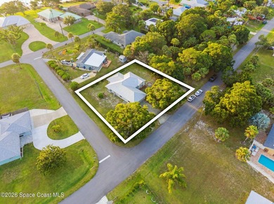 Old Florida charm at its finest! Nestled in the quaint and - photo 30