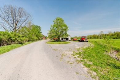 An extraordinary and exceptionally rare opportunity to own one - photo 34