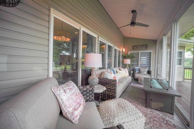 Stunning home on the Rock River! Custom built home on the Rock - photo 8