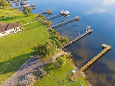 Old Florida charm at its finest! Nestled in the quaint and - photo 38