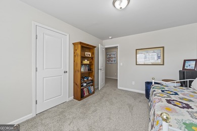 Beautifully maintained and showing like new, this 5 bedroom, 3 - photo 39