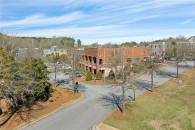 Nestled in the vibrant Hillbrook community of Auburn, this - photo 39