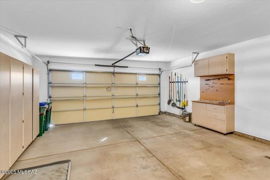 Charming 2 Bedroom, 2 Bath patio home + Den with the added bonus