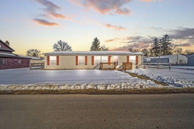 Buckeye Lake Home Active Under Contract in Buckeye Lake Ohio