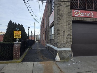 123 N. Georgia Ave 'Rear' is an undersized, vacant residential - photo 2