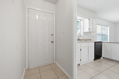 LOCATION - LOCATION - LOCATION! Close to both Military Bases and - photo 7