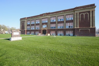 A rare investment opportunity in the heart of Luverne! City - photo 5