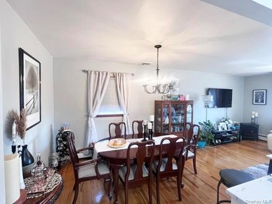 4 bedroom, 2 bath East Rockaway Recently Renovated High Ranch - photo 3