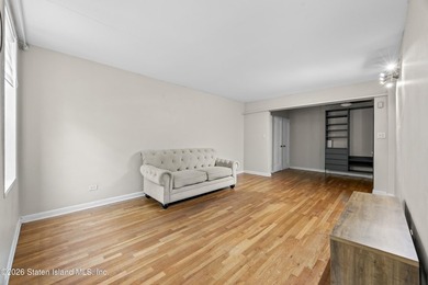 Why rent when you can own? Bright and spacious 1-bedroom co-op - photo 6