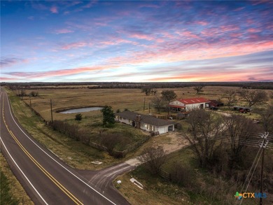 ONE-OF-A-KIND PROPERTY offering a guest barndominium with rental - photo 2