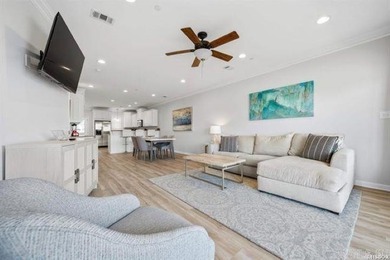 Experience lake living at its finest with this beautiful walk-in