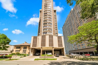 Lake Home For Sale in Chicago, Illinois