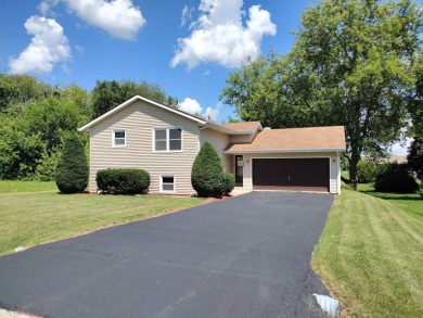Lake Home Sale Pending in Poplar Grove, Illinois