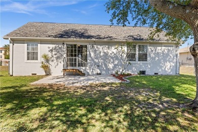 Charming Cape Coral home in a prime central location! - photo 23