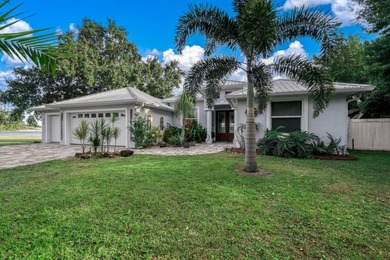 Lake Home For Sale in Avon Park, Florida