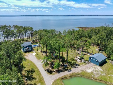 (private lake, pond, creek) Home Active Under Contract in Scranton North Carolina