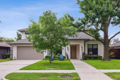 White Rock Lake Home Sale Pending in Dallas Texas