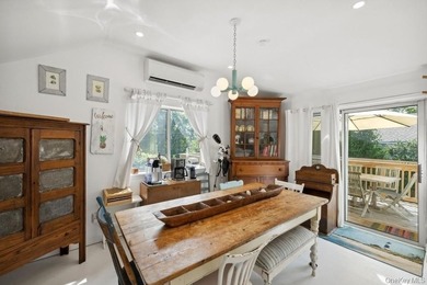 Welcome to 161 Monroe Drive, Montauk, NY - a haven of - photo 4