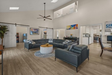 Southern charm by the coast! Welcome to Arcadian Shores, a - photo 5