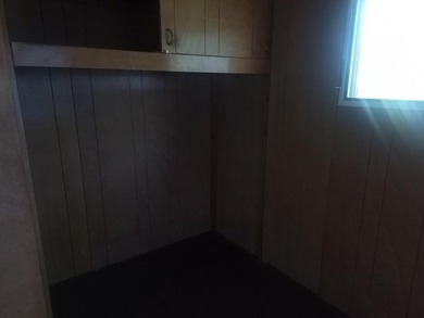 Four-bedroom house located close to campus with off-street - photo 19