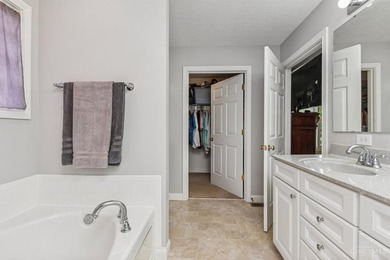 Welcome to your dream retreat! This beautiful home on 32+ acres - photo 21