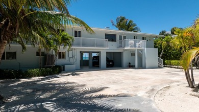 Beach Retreat in Lower Matecumbe, Islamorada. This 6 bedroom, 4 - photo 24