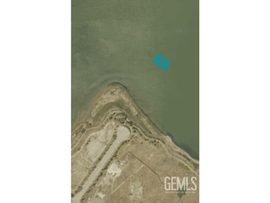 Rare opportunity to acquire 14 contiguous waterfront parcels - photo 4