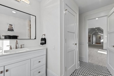 A NEWER CUSTOM LAKEFRONT ESTATE DEFINED BY EXCEPTIONAL - photo 39