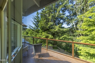 Private Gated Riverfront Home on the Siletz River. Fishing - photo 6