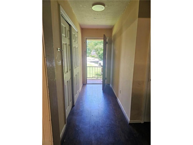 Great Location. 4 bedroom, 3 full bathroom homes is in need of - photo 4