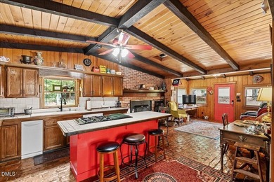 Open Waterfront. Unforgettable Views. Timeless Character - photo 15