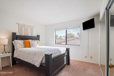 Spacious golf course home located on the greens in the desirable - photo 18