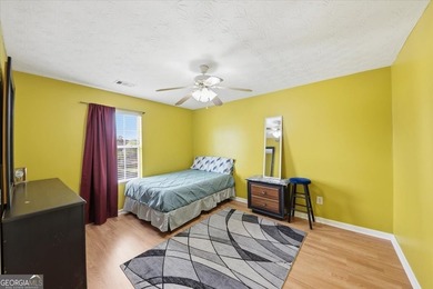 **PRICE REDUCED BELOW MARKET VALUE - MOTIVATED SELLER!** This is - photo 19