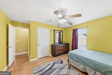 **PRICE REDUCED BELOW MARKET VALUE - MOTIVATED SELLER!** This is - photo 20