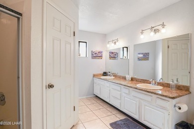 Spacious golf course home located on the greens in the desirable - photo 20