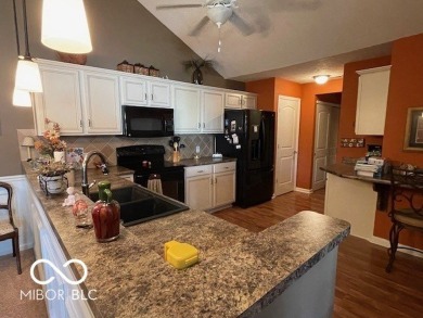 Villas at Timber Run beauty! Vaulted ceilings in the bedrooms