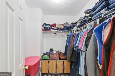 **PRICE REDUCED BELOW MARKET VALUE - MOTIVATED SELLER!** This is - photo 26