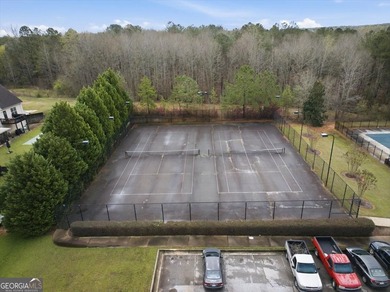 **PRICE REDUCED BELOW MARKET VALUE - MOTIVATED SELLER!** This is - photo 31