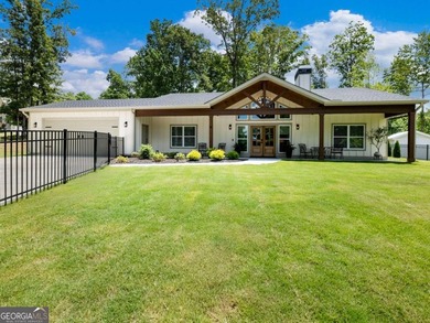 Welcome home to peaceful country living with all the modern - photo 1